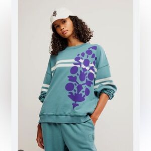Free People Movement All Star Pullover. Size small.